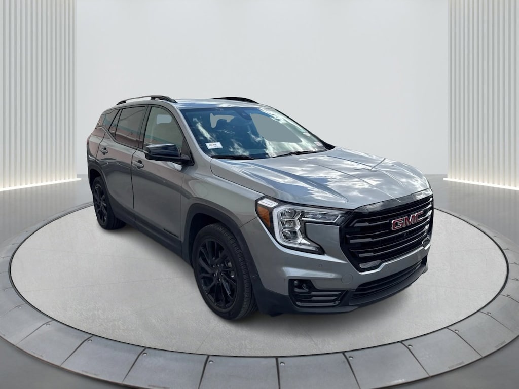 Used 2023 GMC Terrain SLT SUV