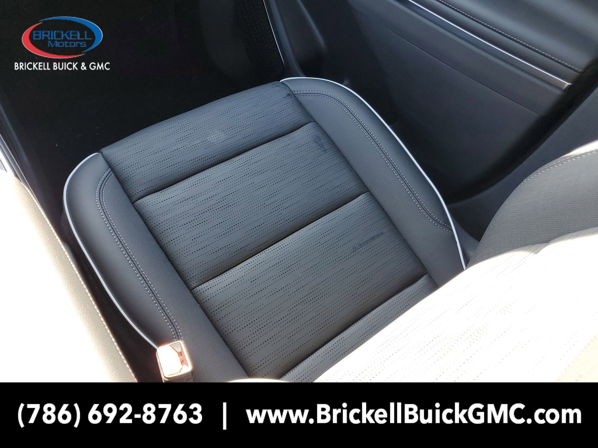2025 Buick Enclave Sport Touring - Photo 17