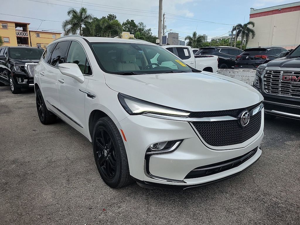 Used 2023 Buick Enclave Essence SUV