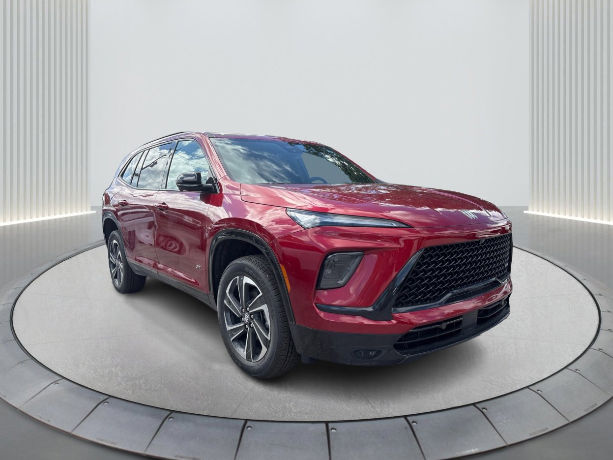 2025 Buick Enclave Sport Touring photo 3