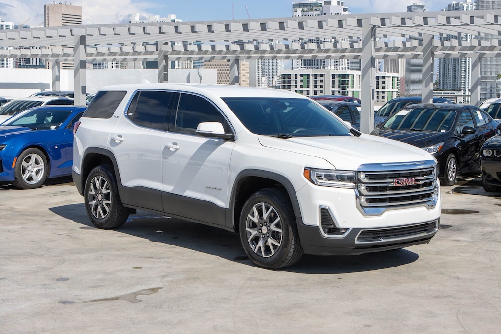 Used 2023 GMC Acadia SLE SUV