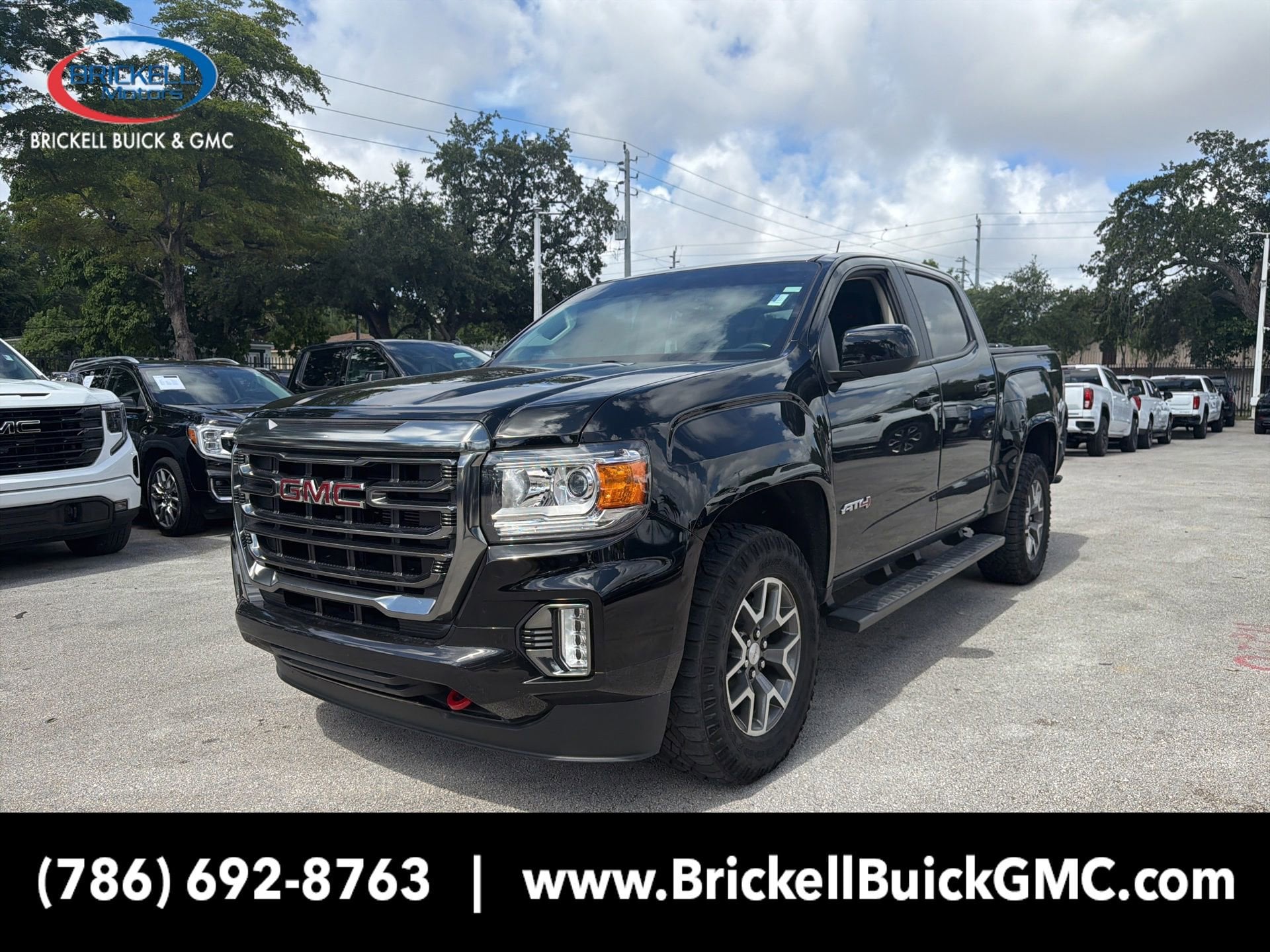 2022 GMC Canyon 4WD AT4 Crew Cab Short Box's photo