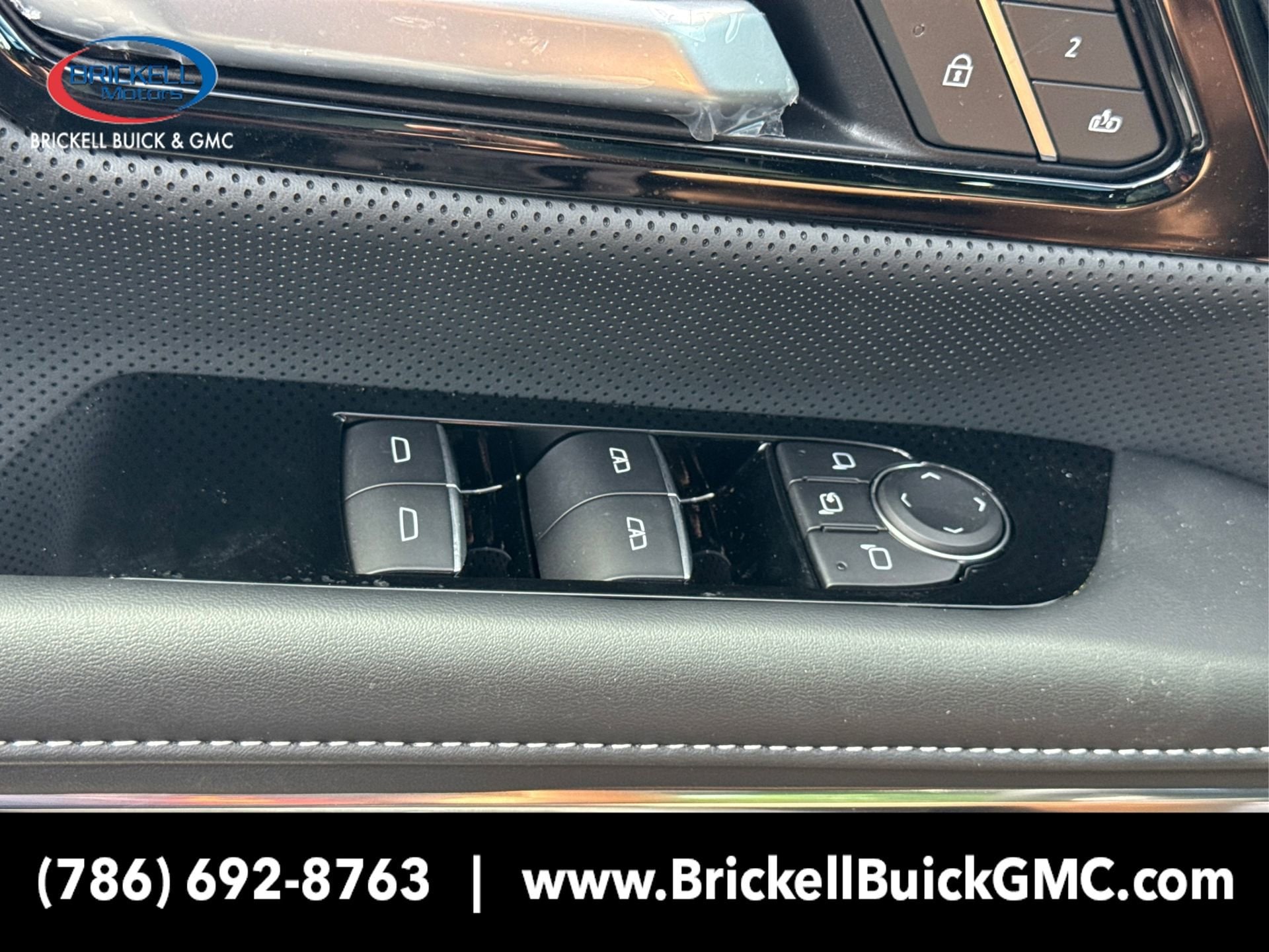 2025 GMC Sierra EV Denali - Photo 34