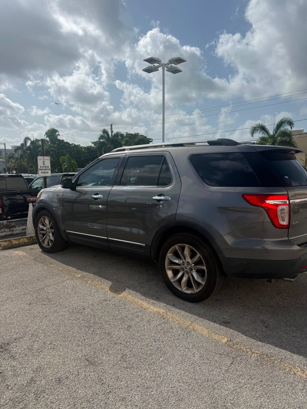 Used 2011 Ford Explorer XLT SUV