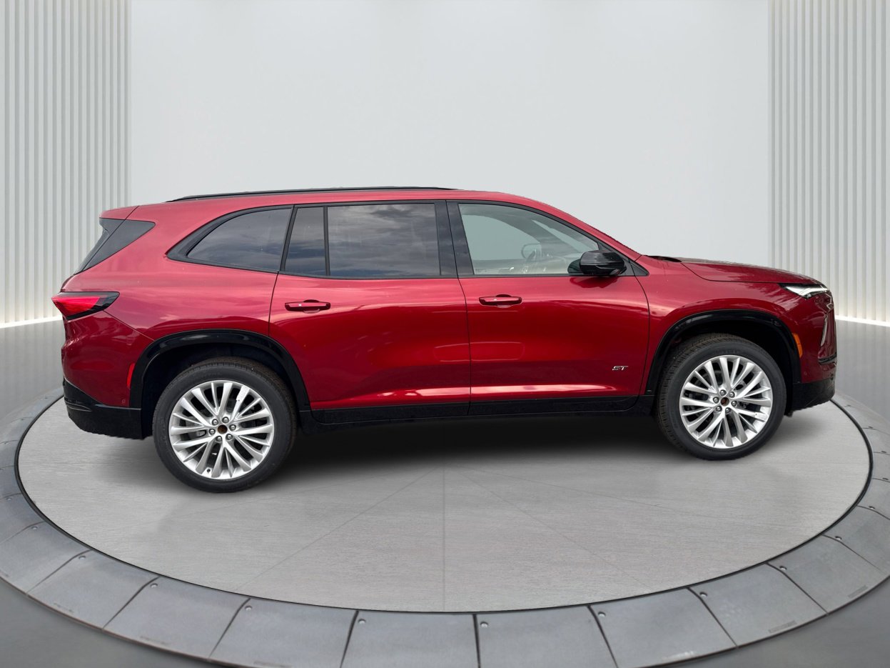 2025 Buick Enclave Sport Touring photo 4