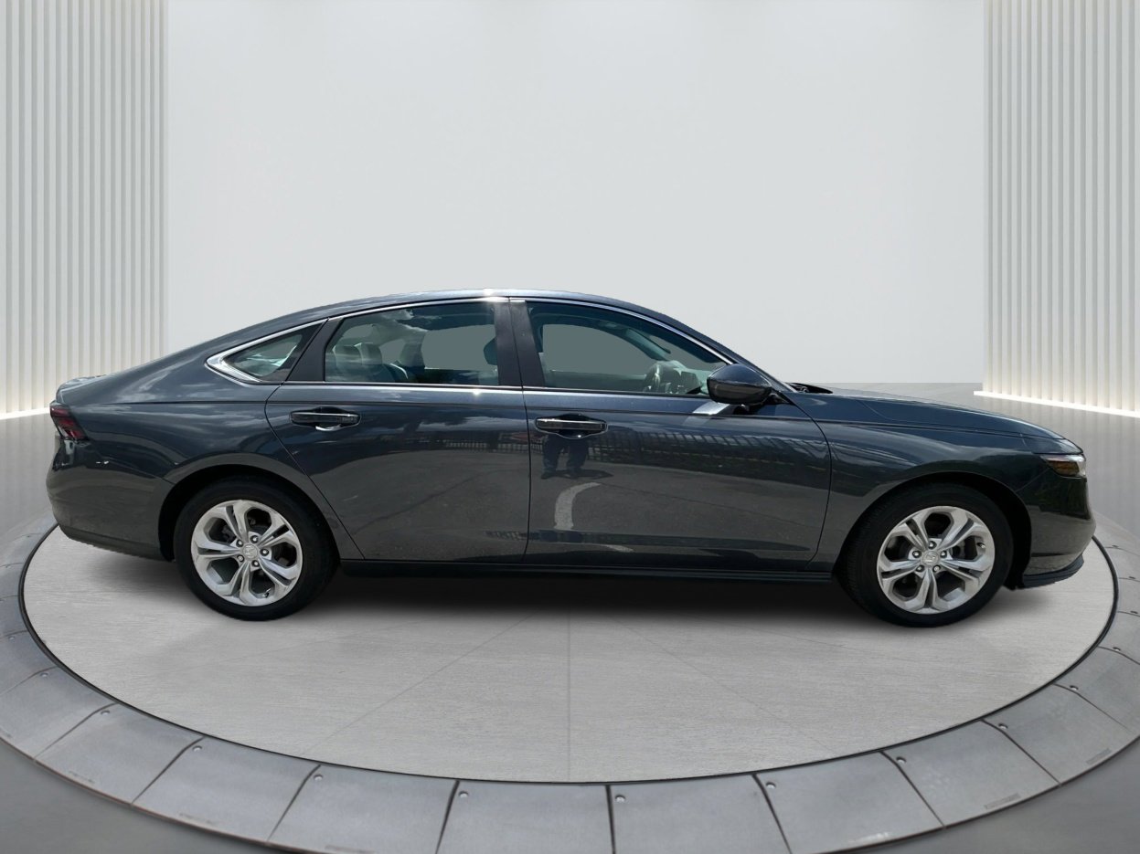 2024 Honda Accord LX photo 4