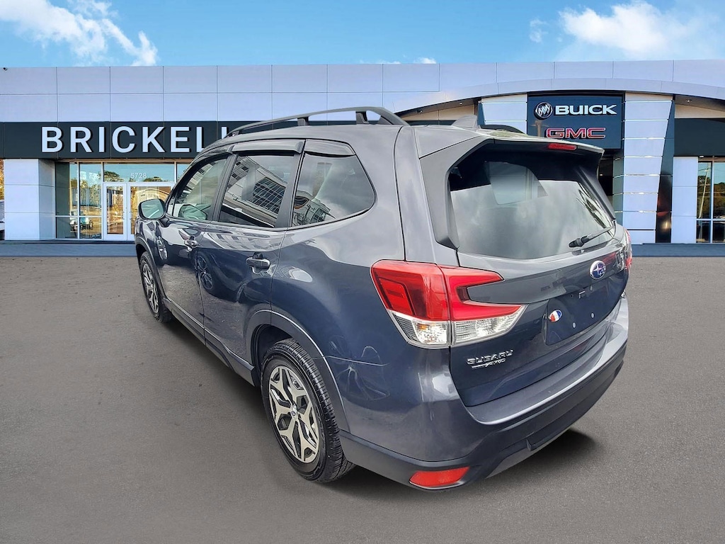 Used 2023 Subaru Forester Premium SUV