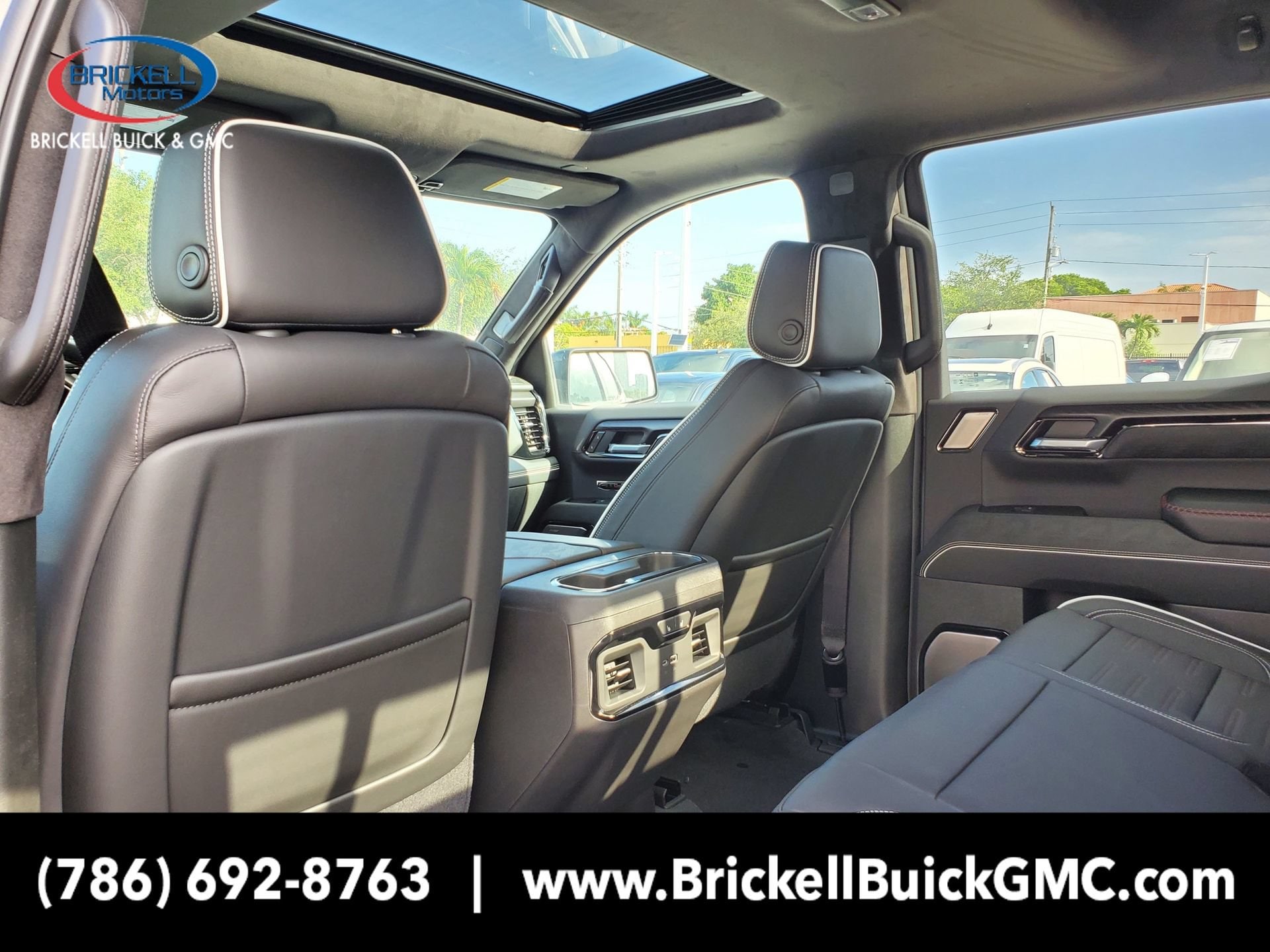 2026 GMC Sierra 1500 AT4X - Photo 10