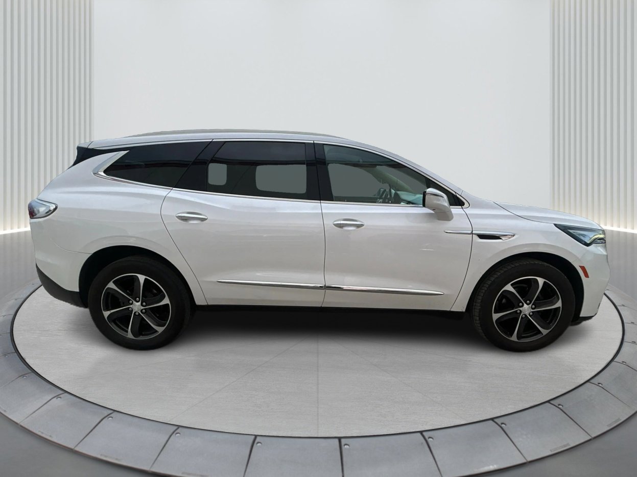 2022 Buick Enclave Essence photo 4