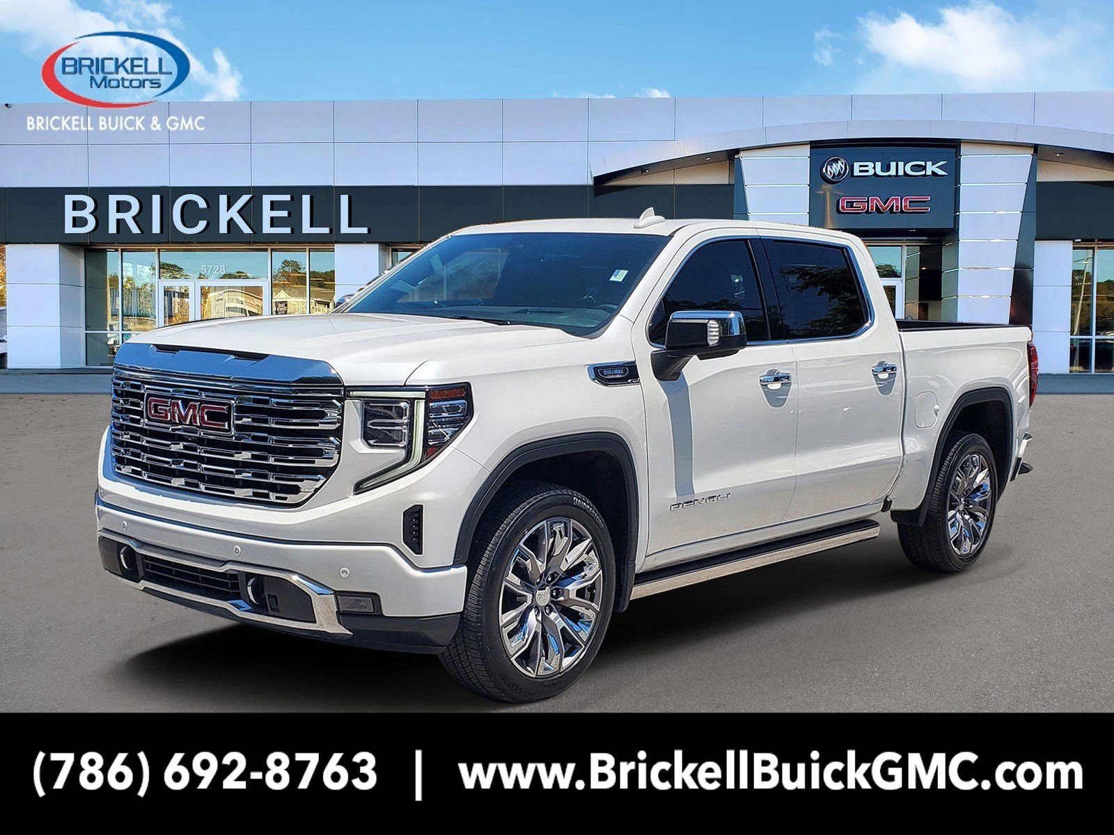 2023 GMC Sierra 4WD Crew Cab Short Box Denali's photo