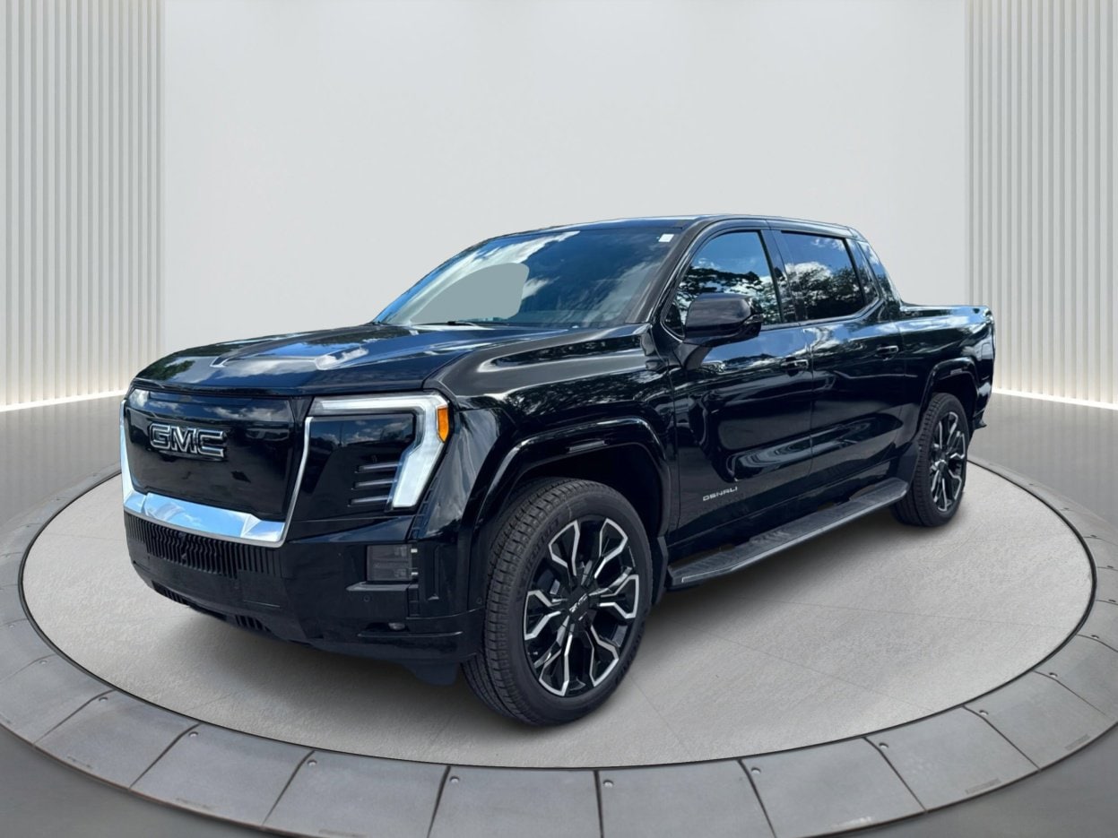 2025 GMC Sierra EV Denali's photo