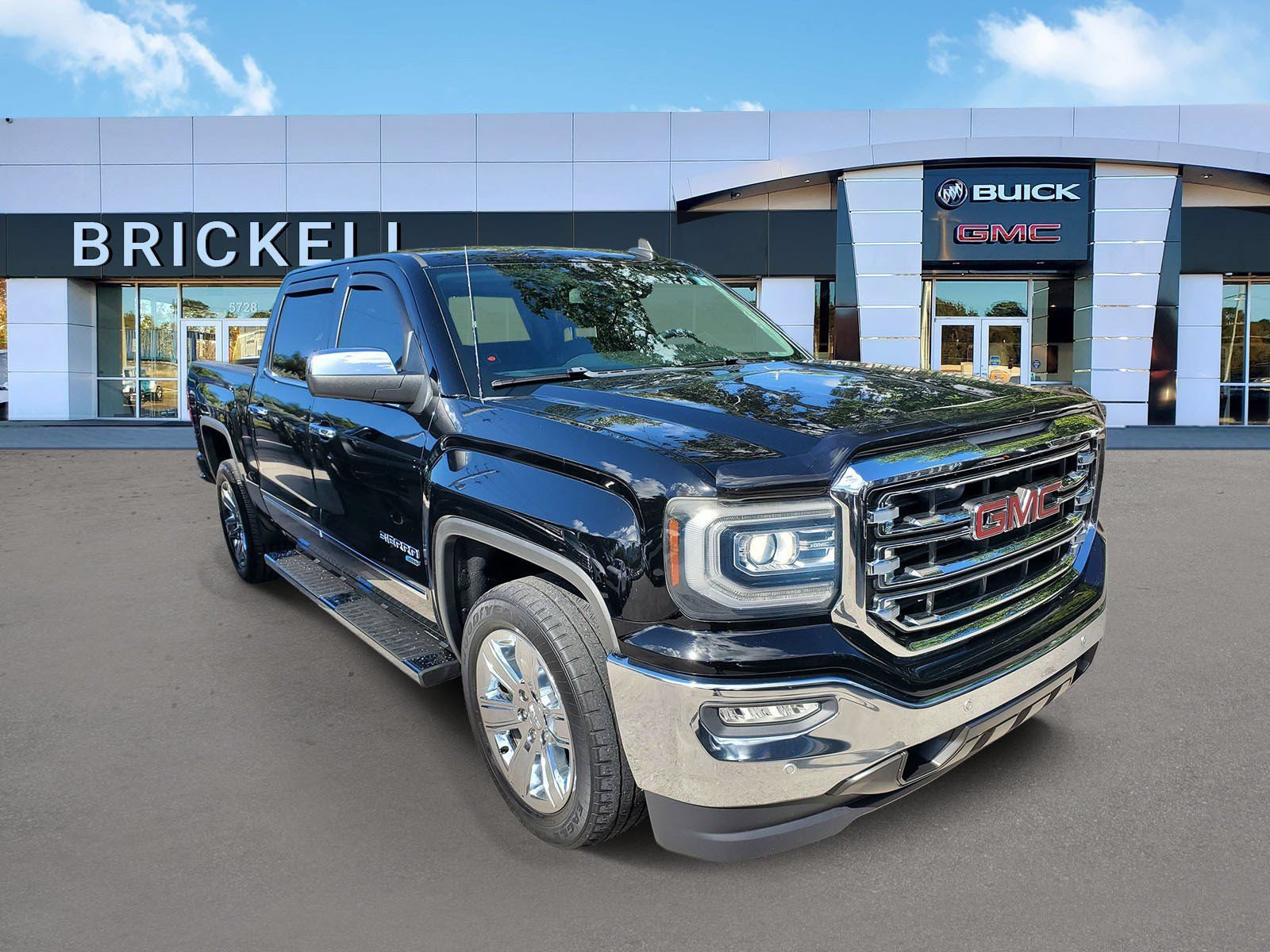 Used 2018 GMC Sierra 1500 SLT with VIN 3GTU1NER3JG383514 for sale in Miami, FL