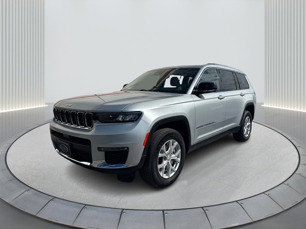 Used 2023 Jeep Grand Cherokee L Limited 4x4 SUV