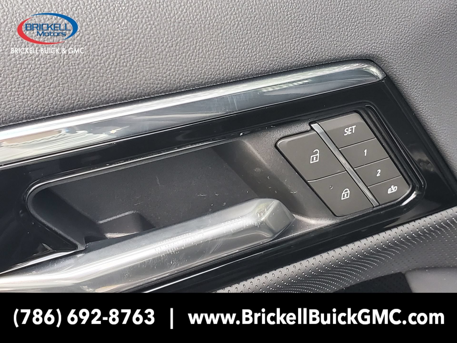 2025 GMC Sierra EV Denali - Photo 18