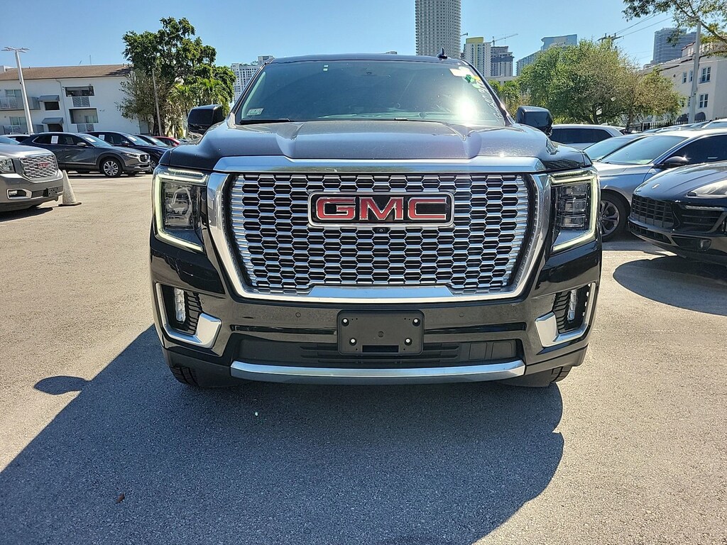 Used 2023 GMC Yukon XL Denali SUV
