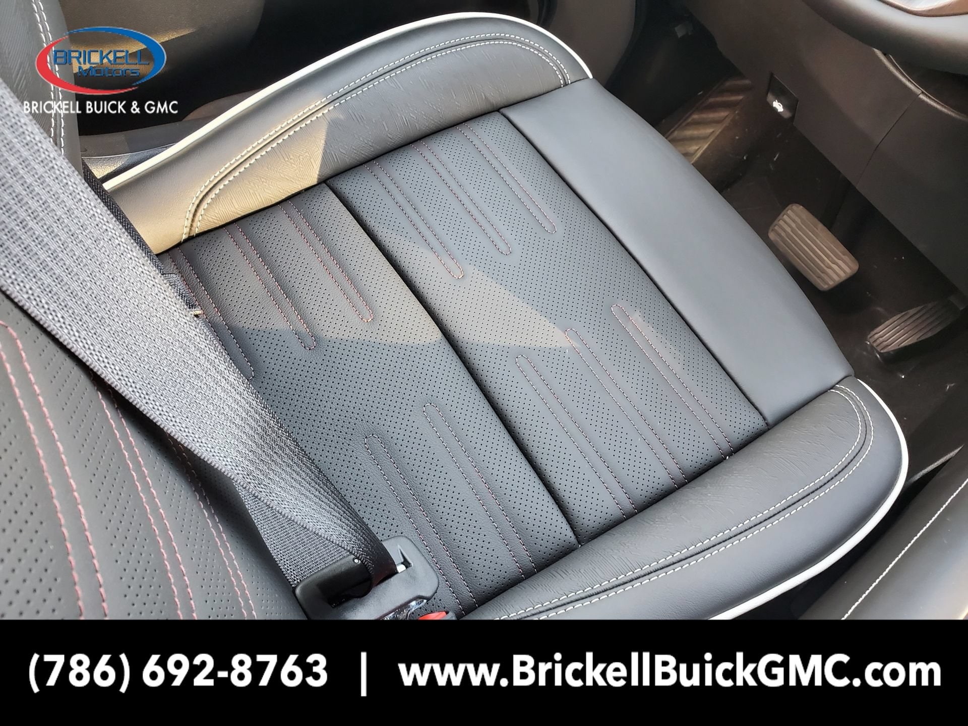 2026 GMC Sierra 1500 AT4X - Photo 14