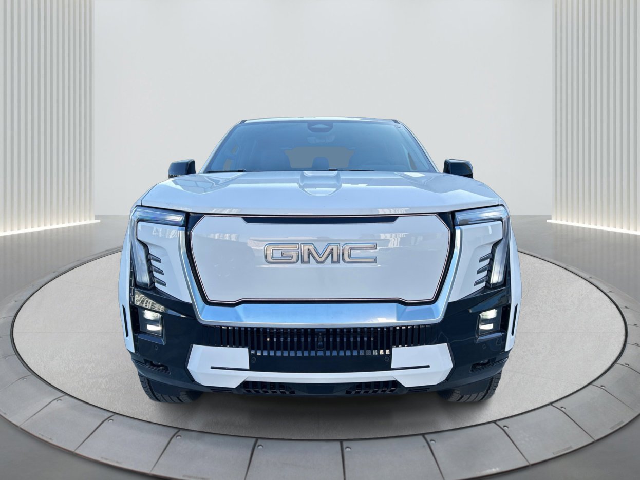 2025 Gmc Sierra EV Denali photo 2
