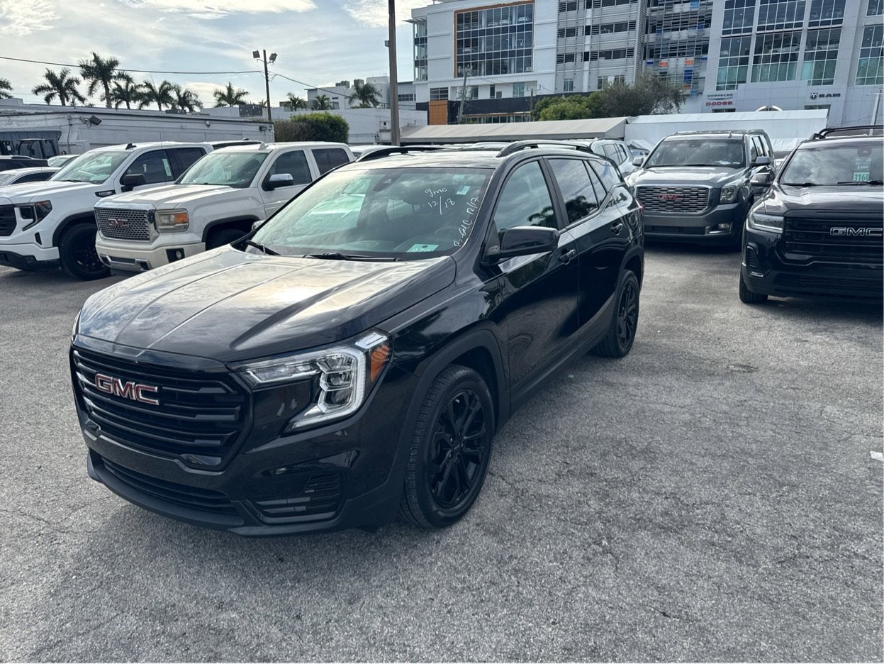 2022 GMC Terrain SLE's photo