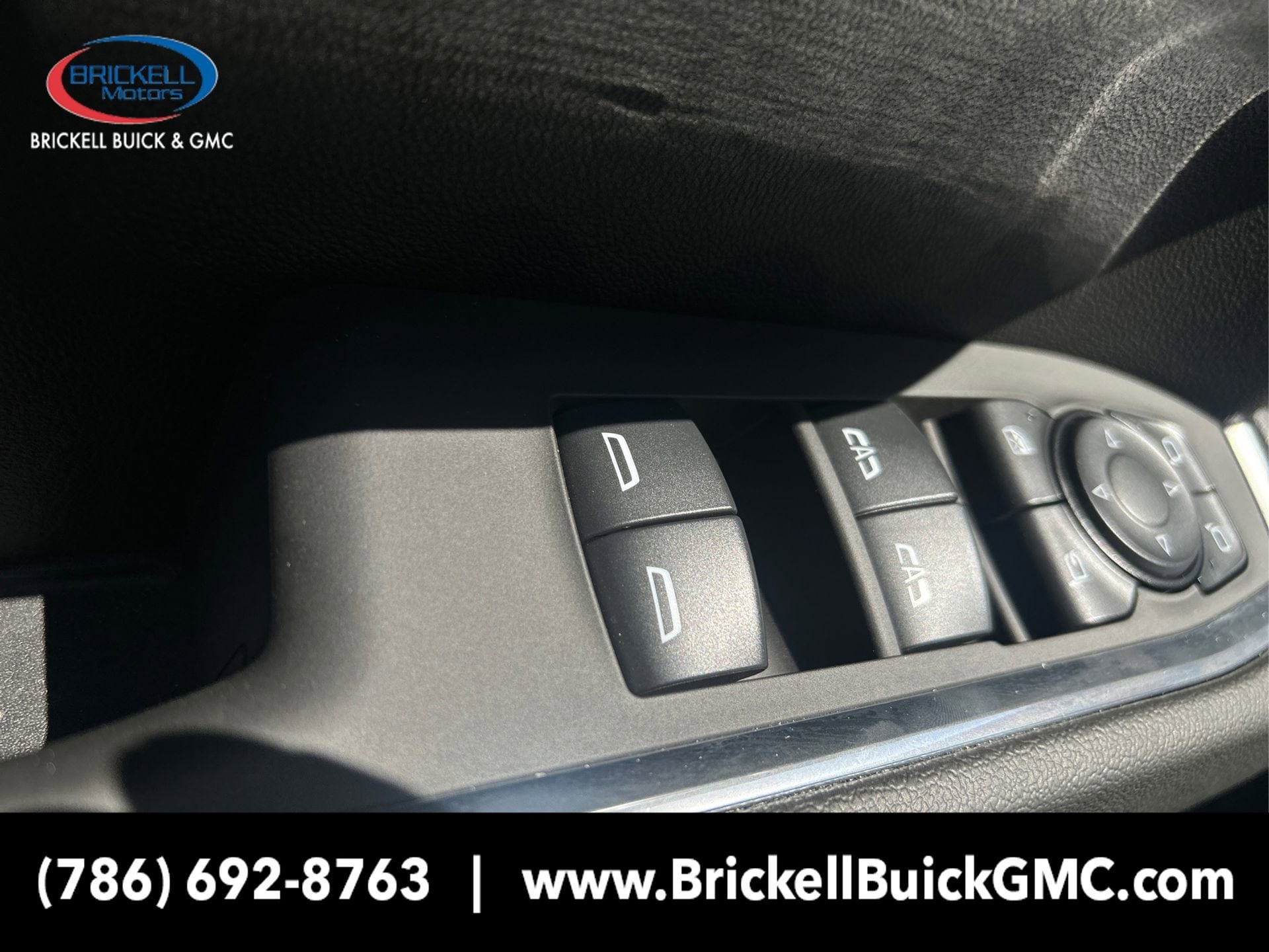 2025 GMC Sierra 1500 SLT - Photo 34