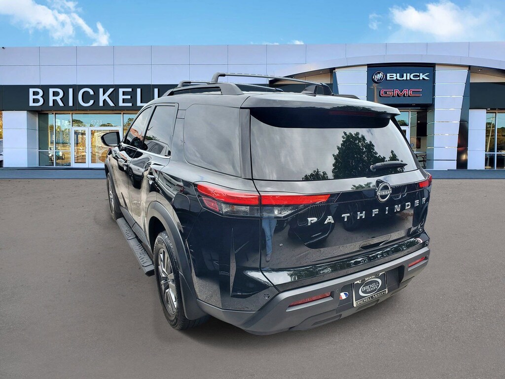 Used 2025 Nissan Pathfinder SV FWD SUV