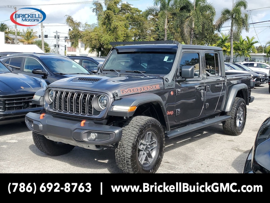 Used 2024 Jeep Gladiator Mojave Truck