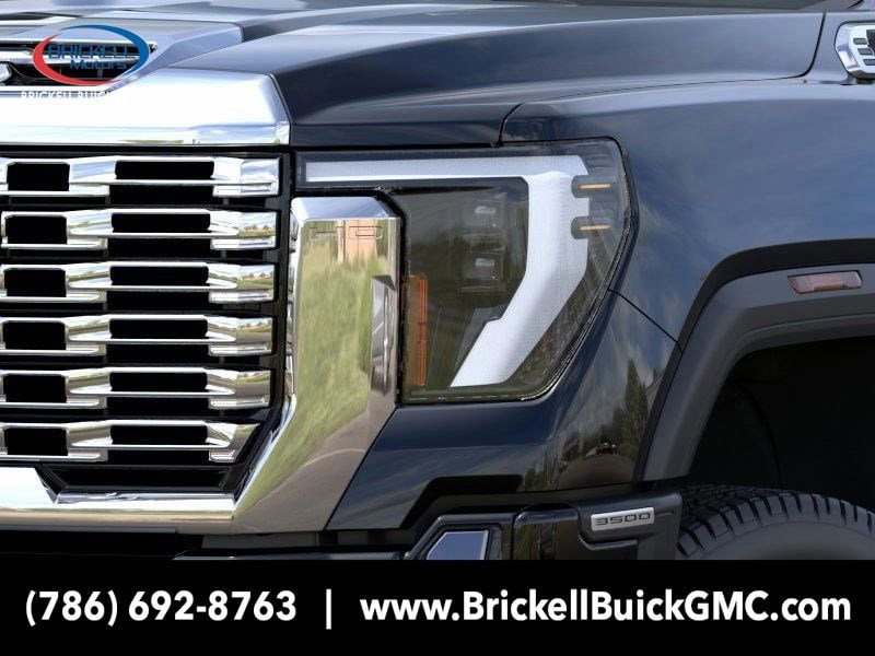 2025 GMC Sierra 3500HD Denali - Photo 10