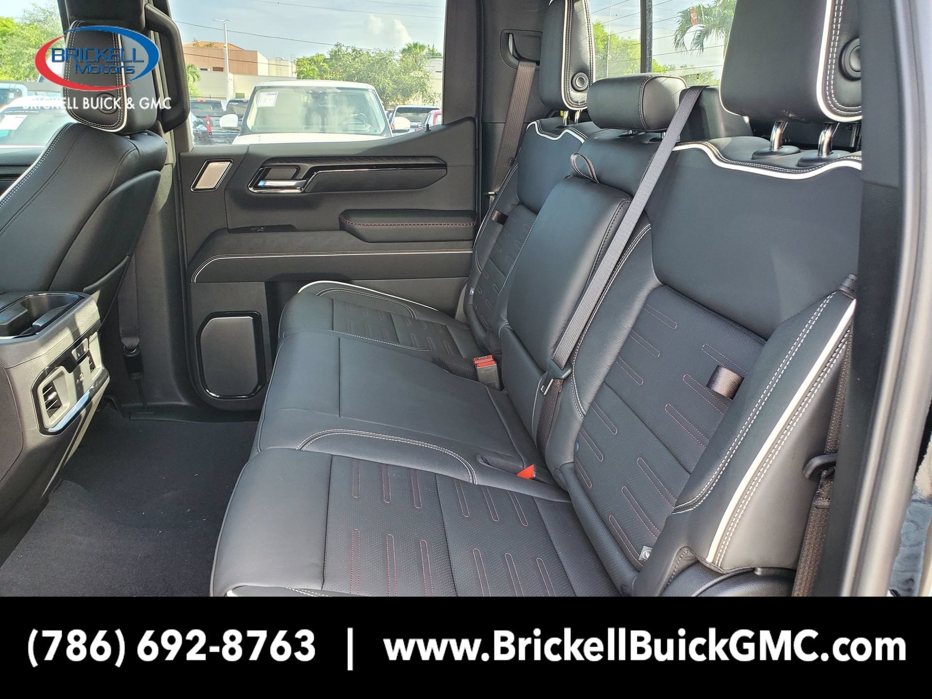 2026 GMC Sierra 1500 AT4X - Photo 11