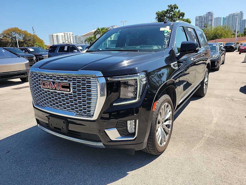 Used 2023 GMC Yukon XL Denali SUV