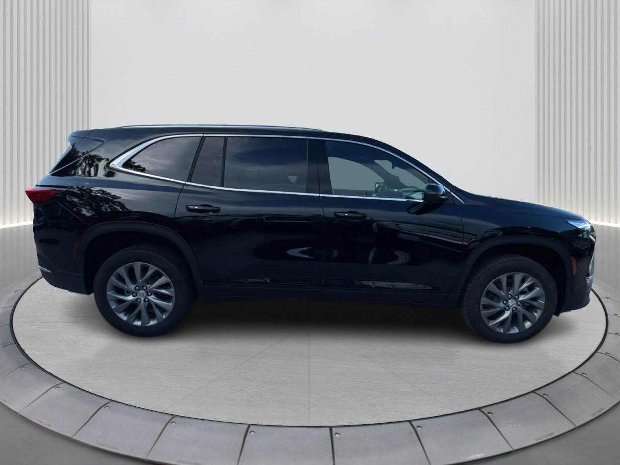 2026 Buick Enclave Preferred photo 4