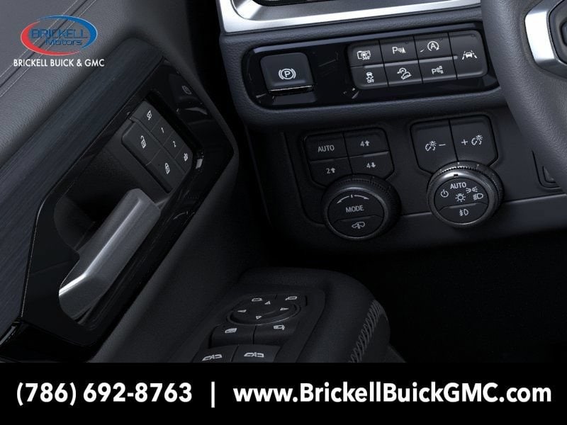 2026 GMC Yukon Denali - Photo 22