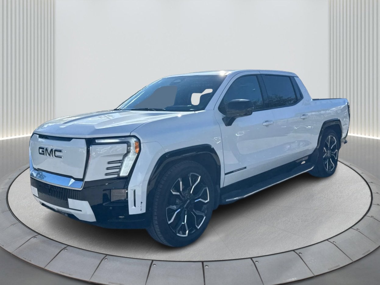 2025 GMC Sierra EV Denali's photo