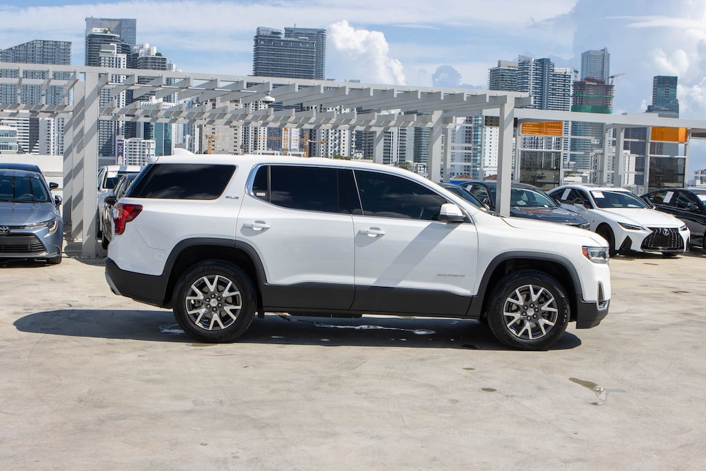 Used 2023 GMC Acadia SLE SUV