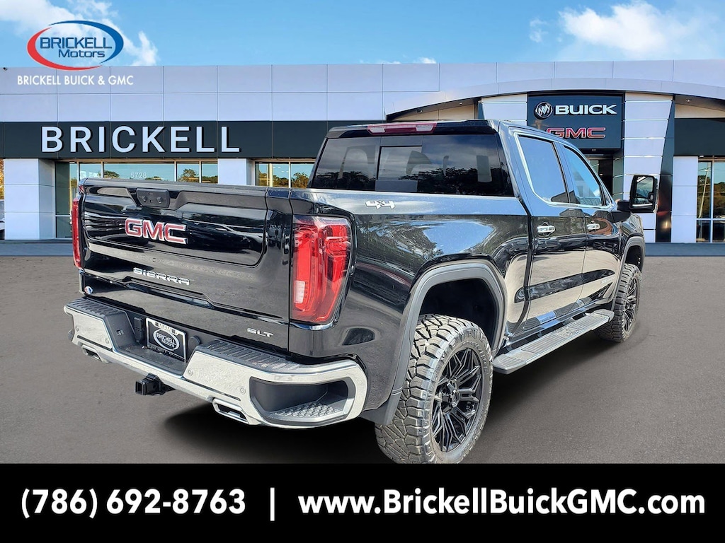 New 2025 GMC Sierra 1500 SLT Truck