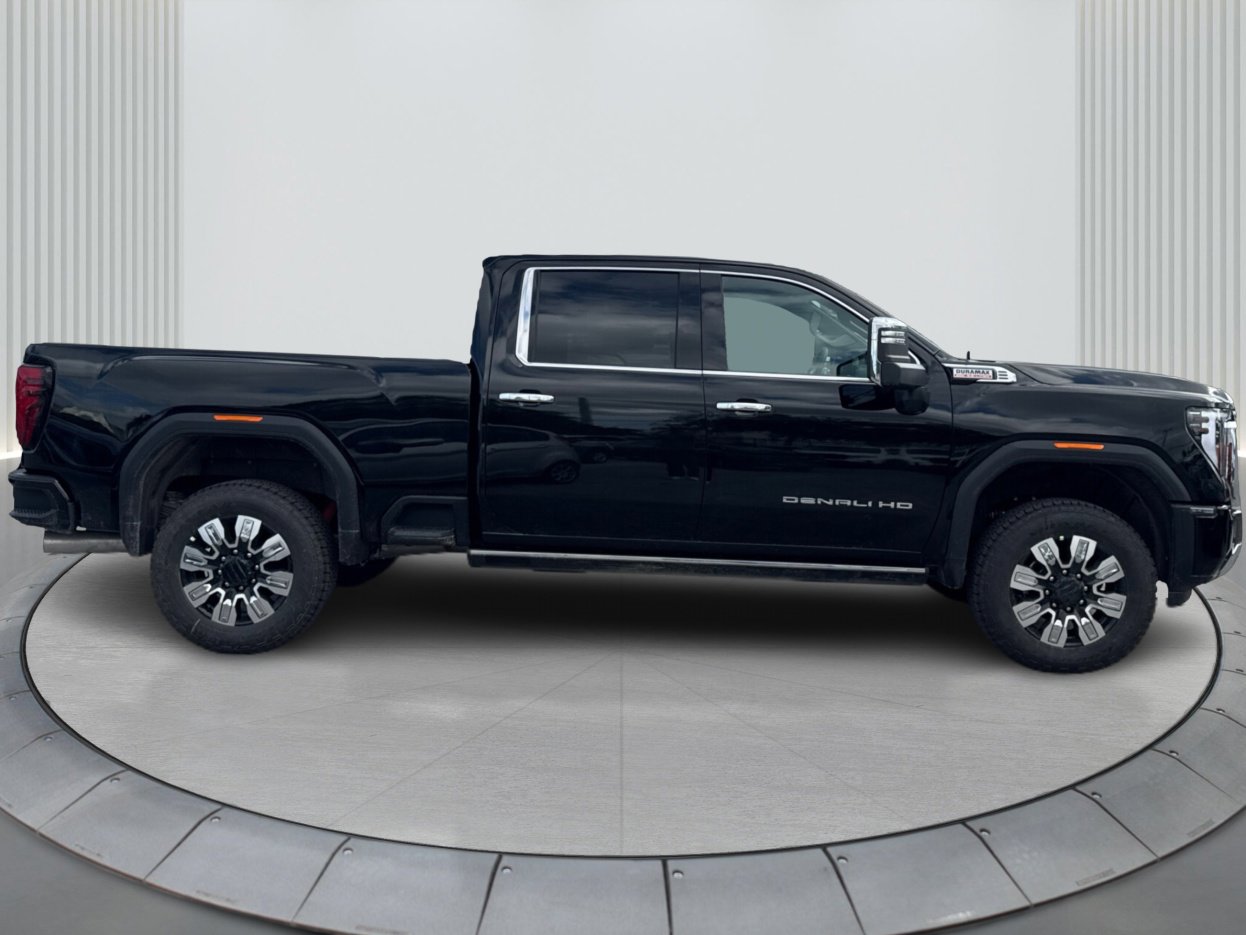 2025 Gmc Sierra 2500 HD Denali photo 4
