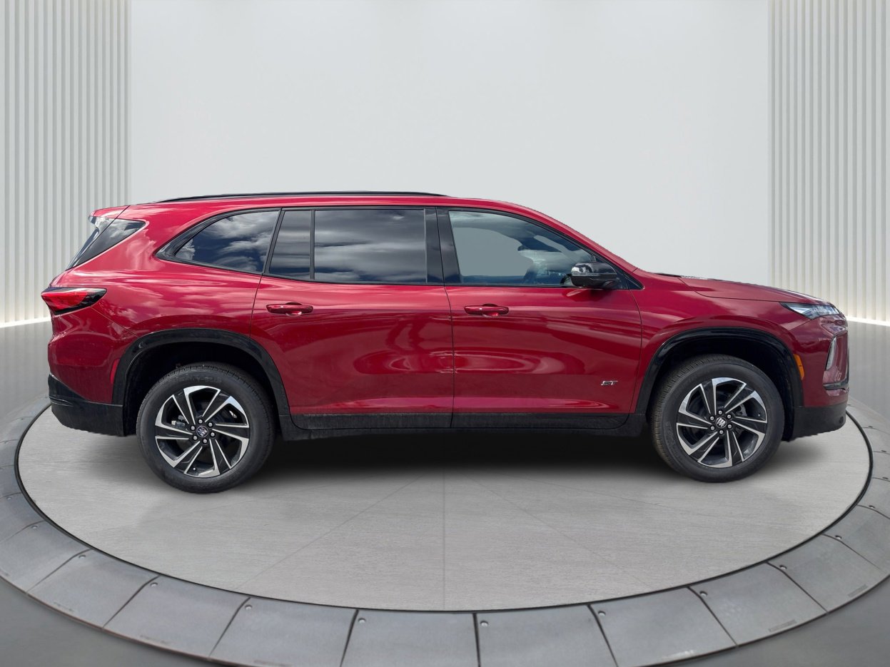 2025 Buick Enclave Sport Touring photo 4