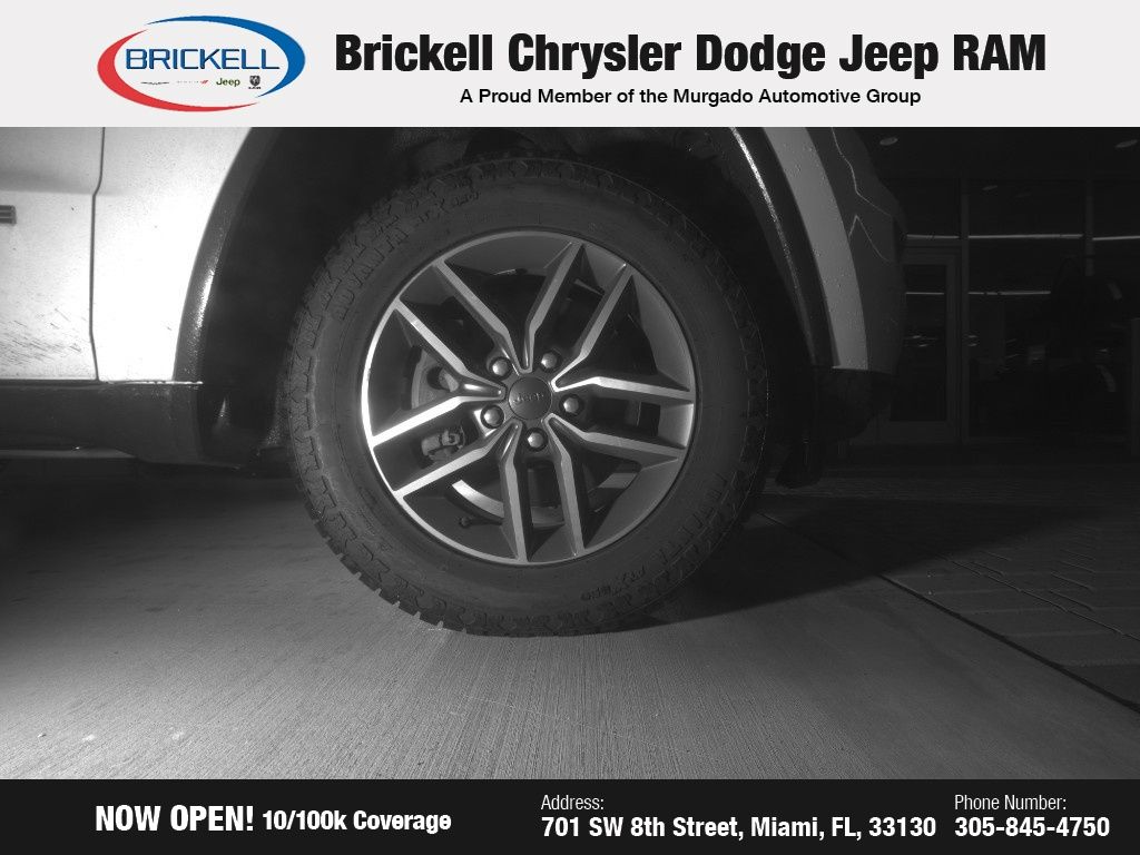 2021 Jeep Grand Cherokee Limited photo 4
