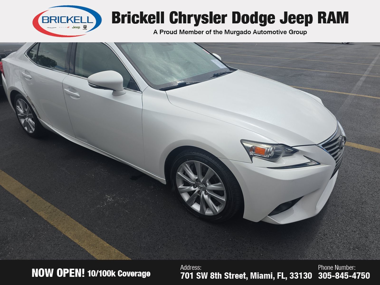 2016 Lexus IS 200t photo 3