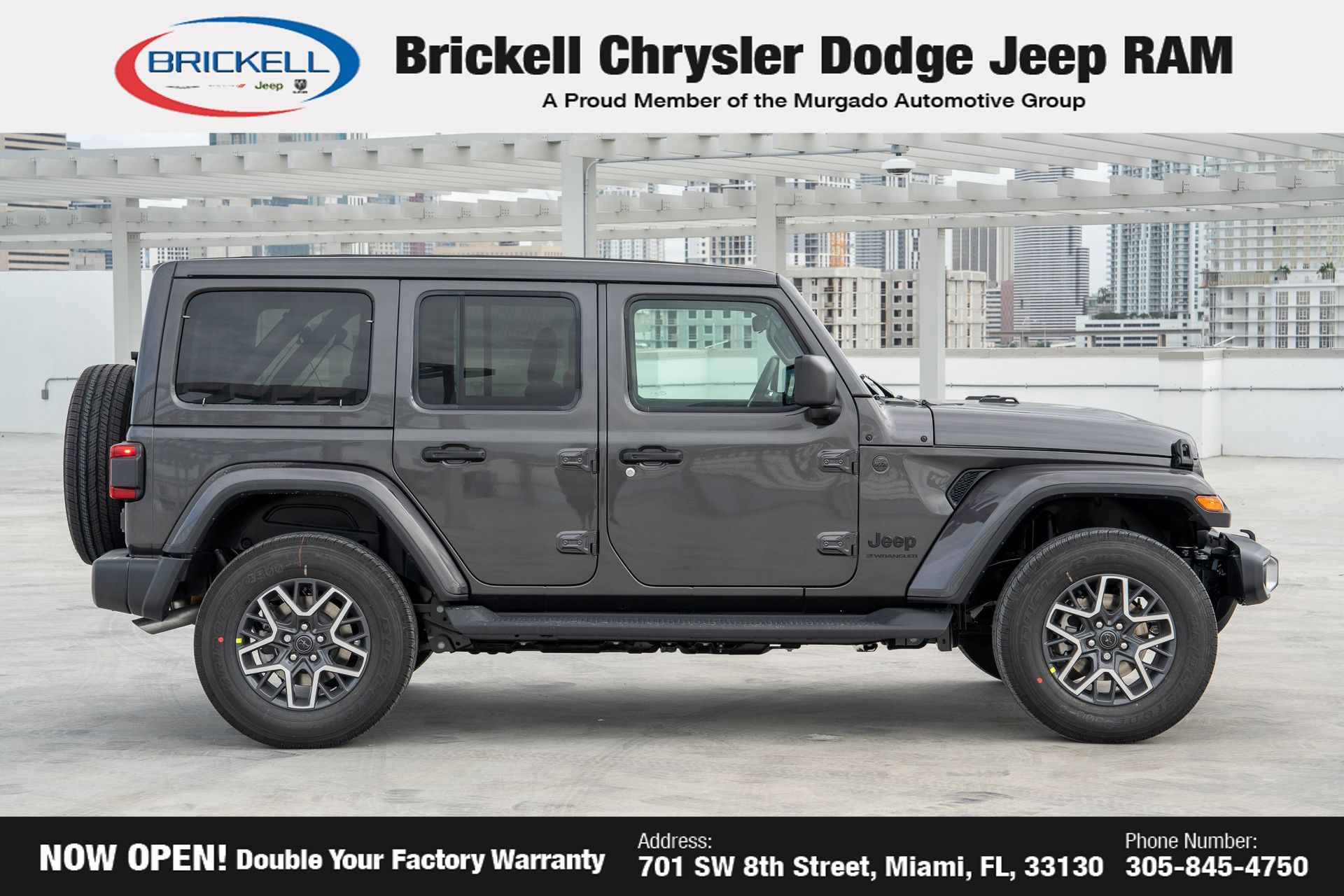 2025 Jeep Wrangler Sahara photo 4