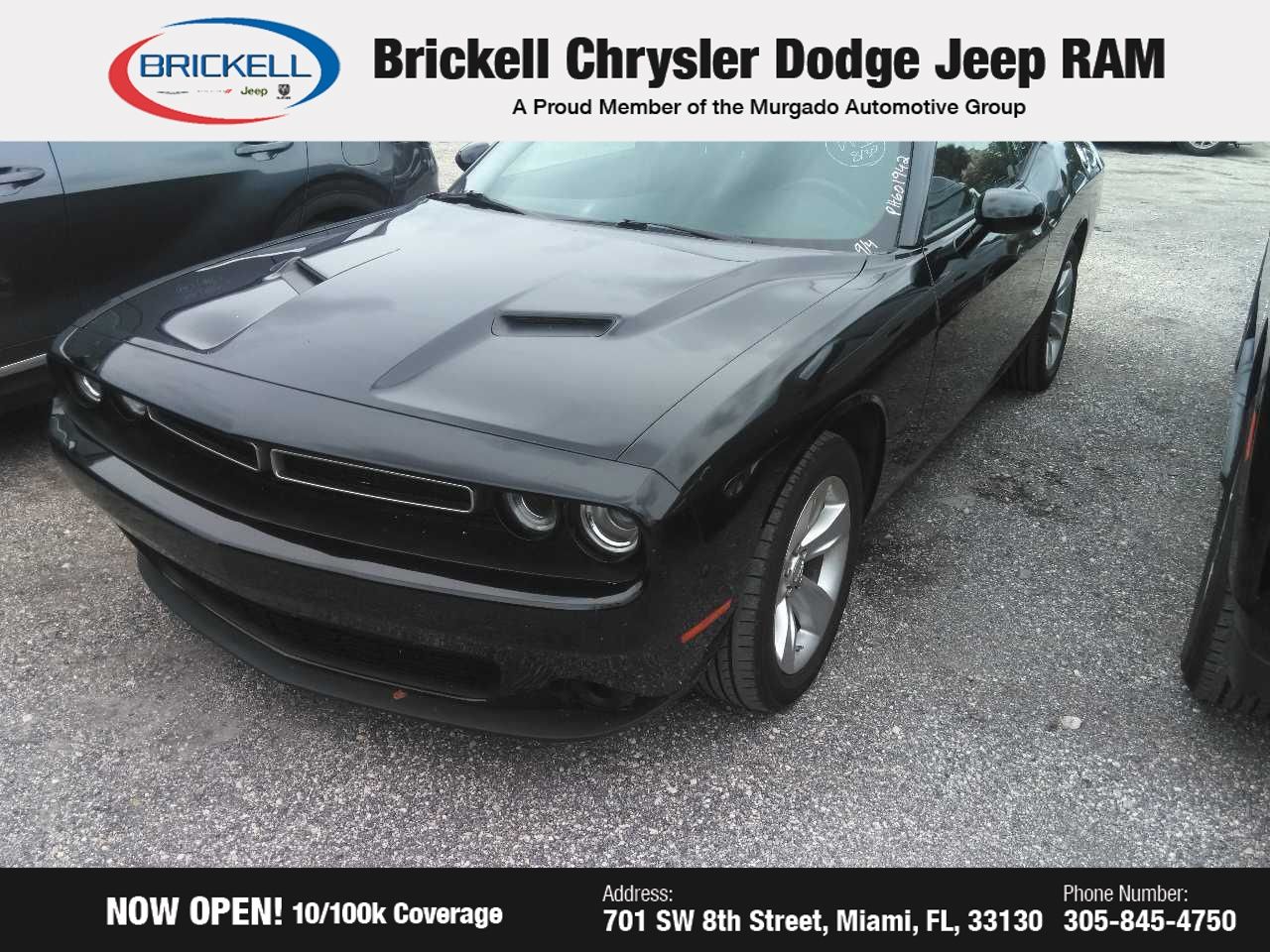 2023 Dodge Challenger SXT photo 2