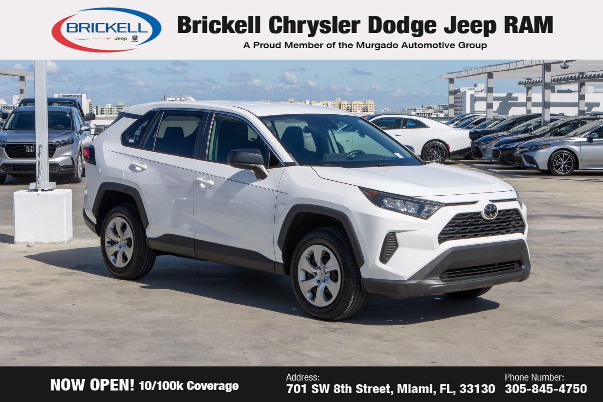 2022 Toyota RAV4 LE photo 2