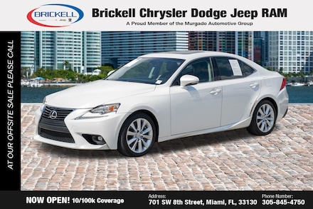 2016 LEXUS IS 200t Sedan