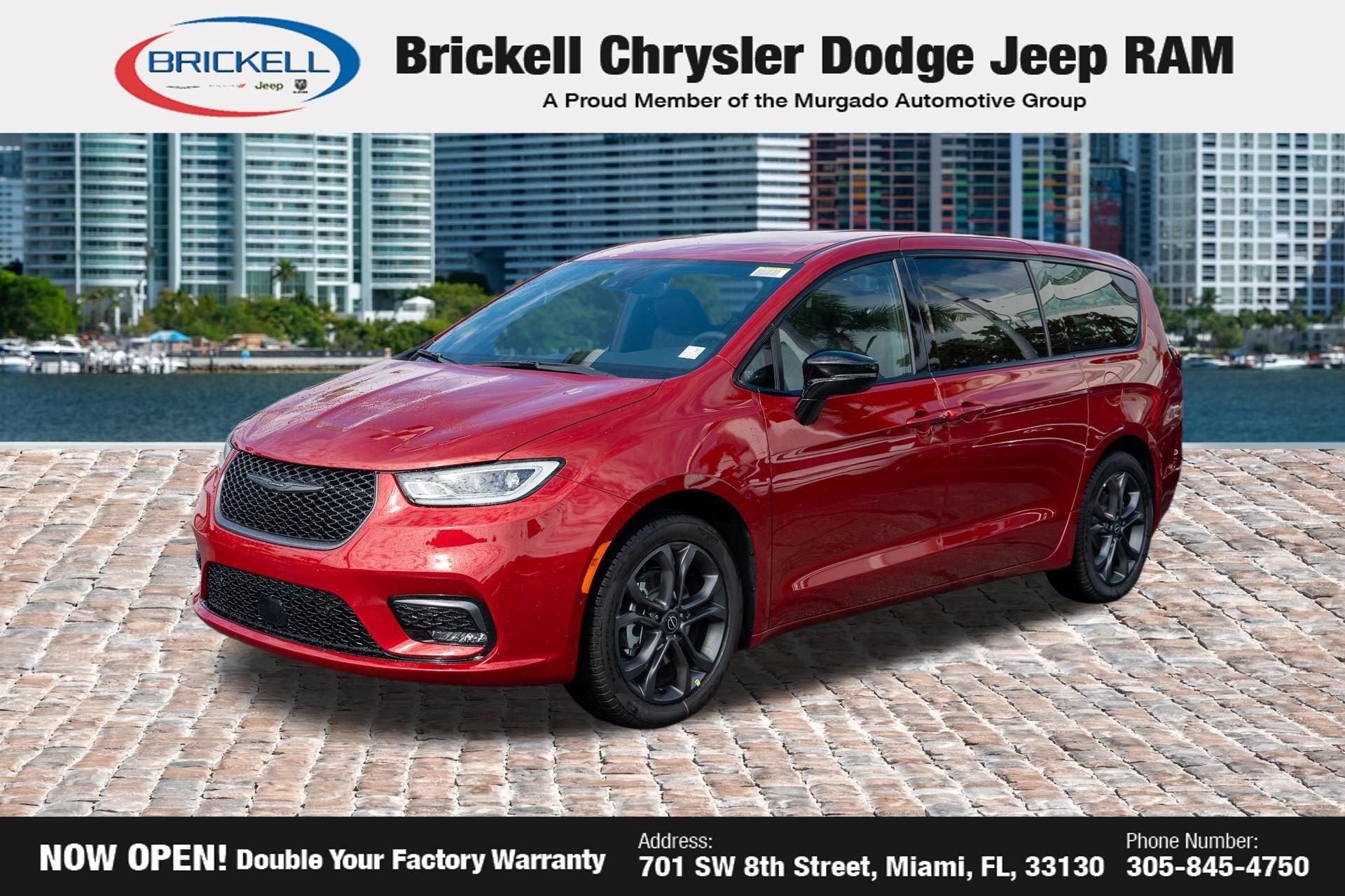 2026 Chrysler Pacifica Select's photo