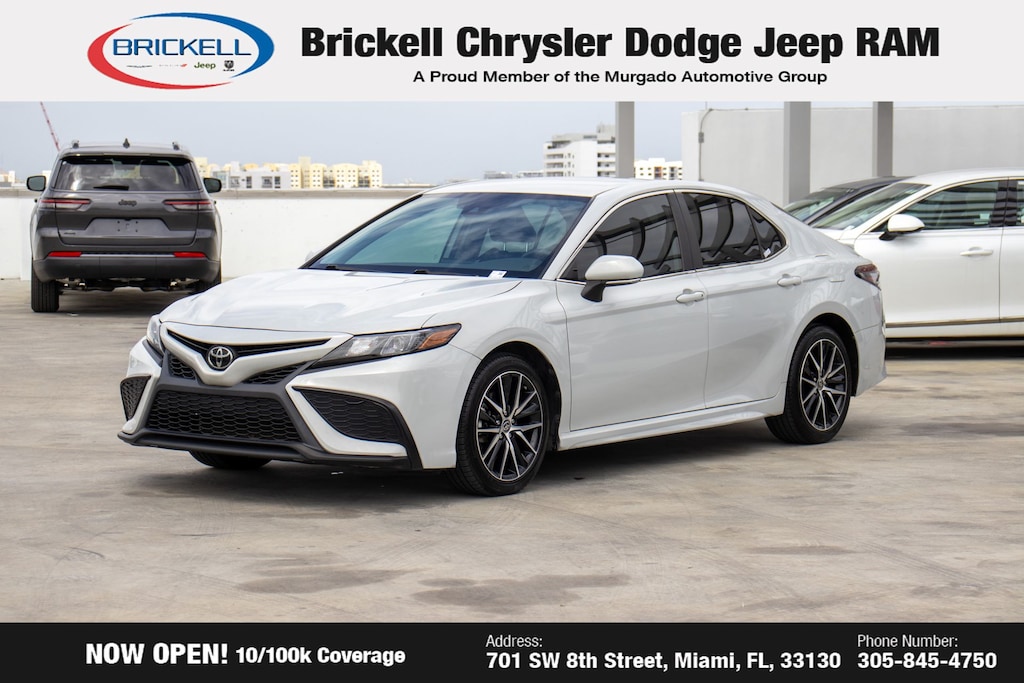 Used 2023 Toyota Camry SE Sedan