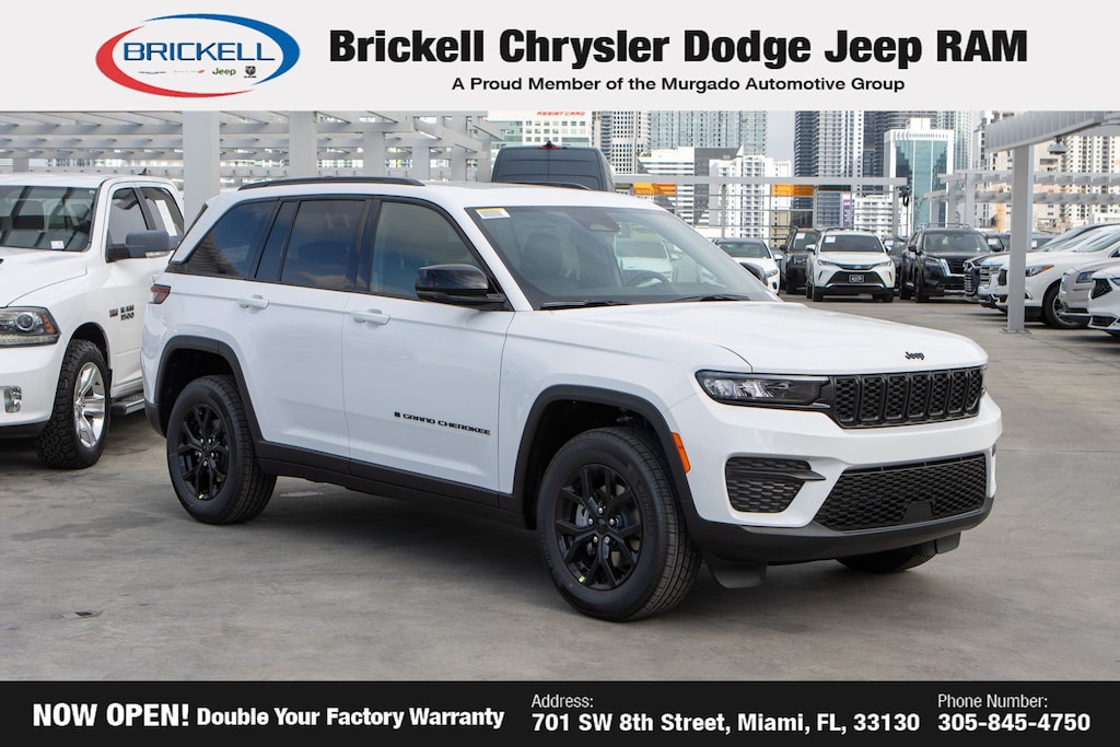 New 2025 Jeep Grand Cherokee Laredo Sport Utility