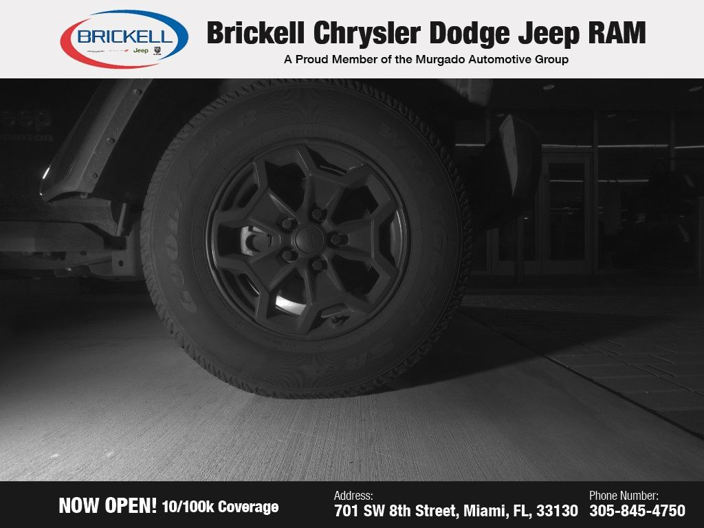 2022 Jeep Gladiator Willys photo 3