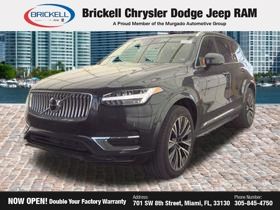 2022 Volvo XC90 T6 Momentum AWD's photo
