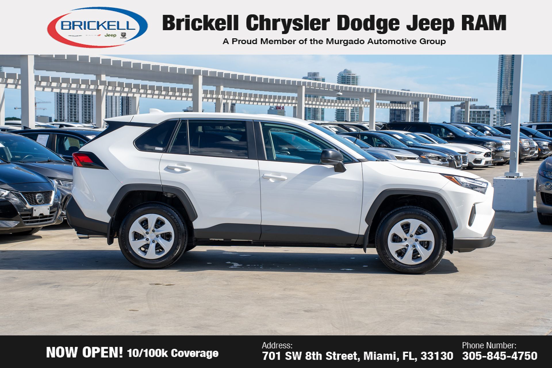 2025 Toyota RAV4 LE photo 4