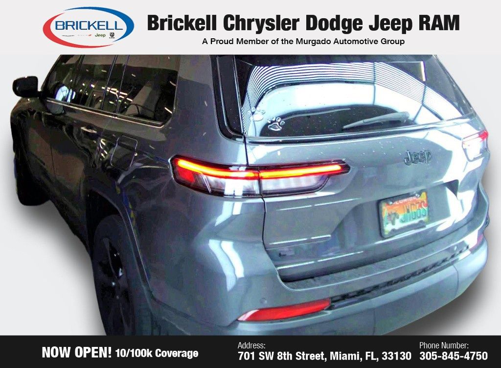 2022 Jeep Grand Cherokee Altitude photo 3