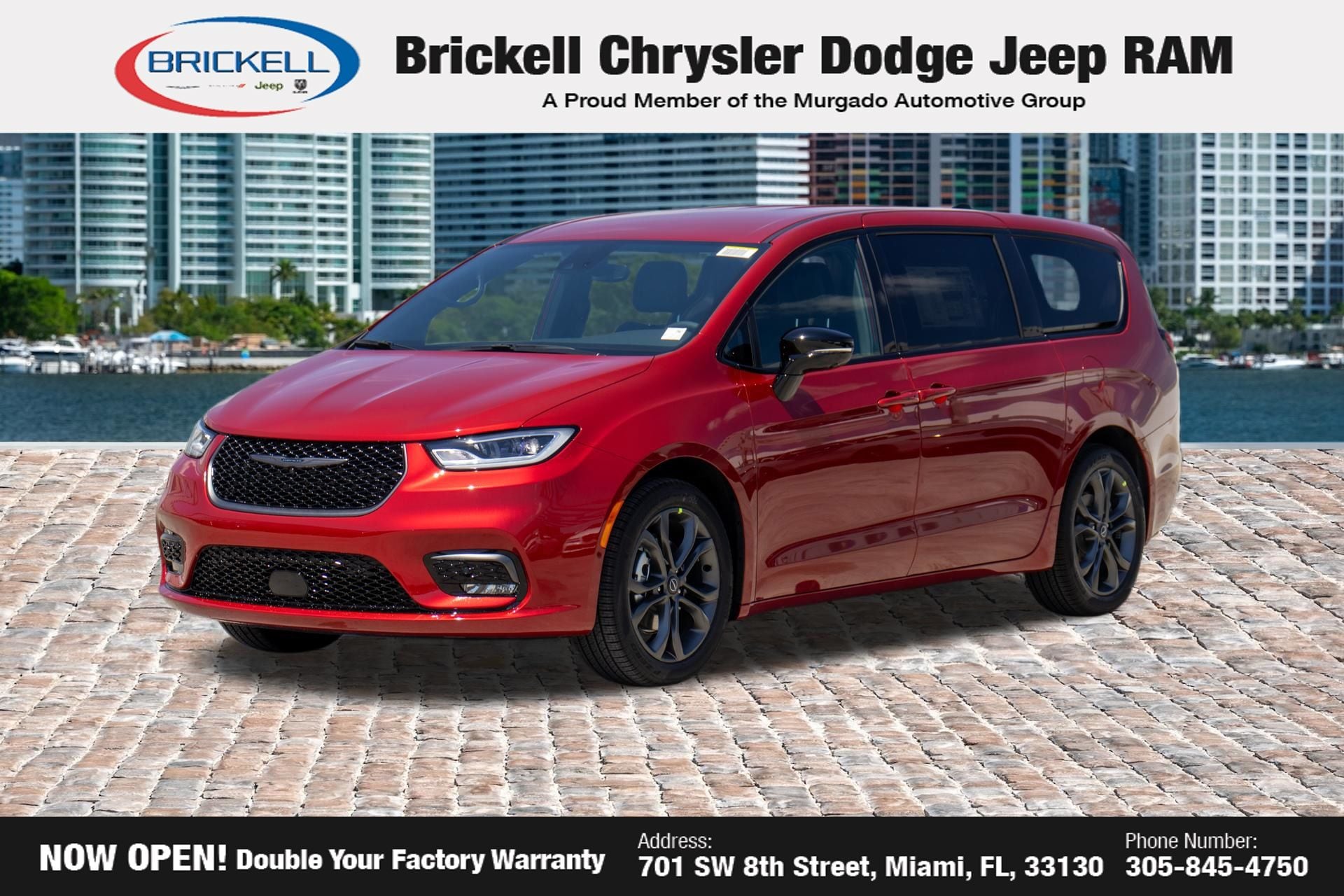 2026 Chrysler Pacifica Select's photo