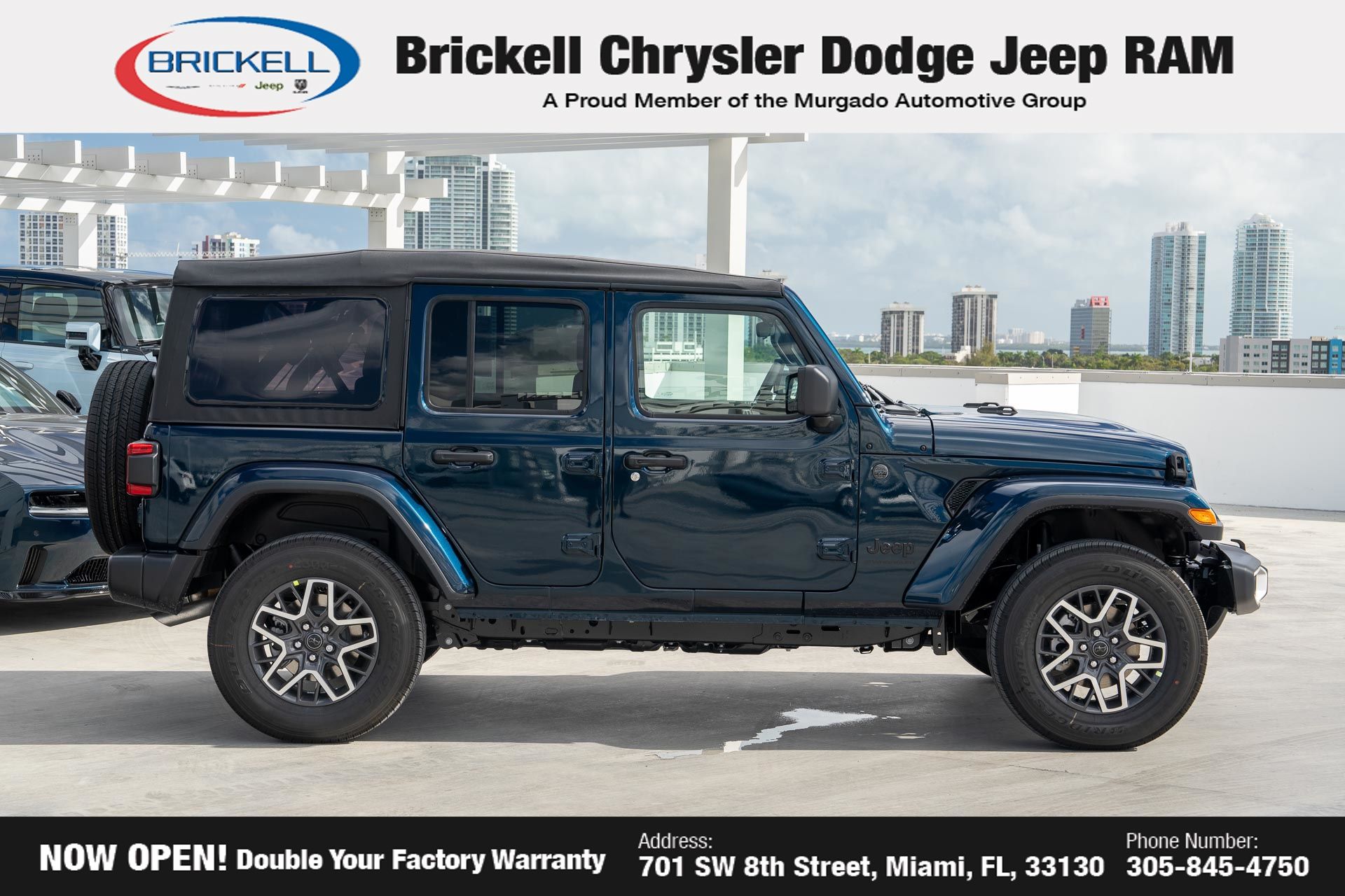2025 Jeep Wrangler Sahara photo 4